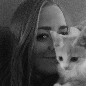 Meet your Posher, Whitney